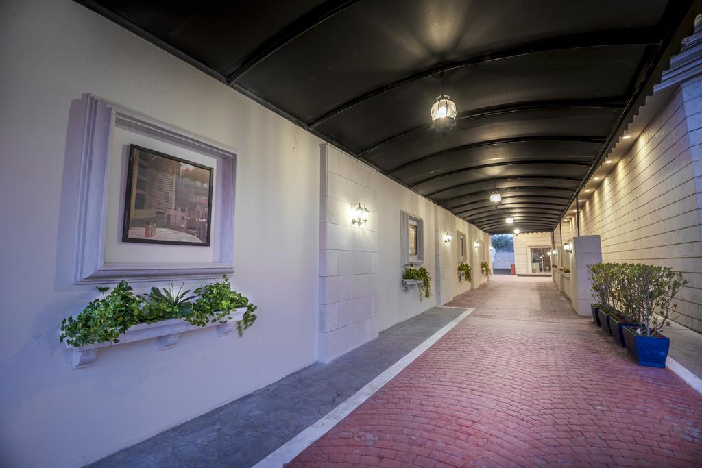 Mira Trio Hotel - Riyadh - Tahlia Street מראה חיצוני תמונה